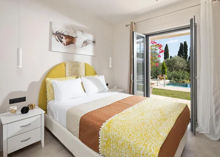 Villa Mateo Stone Kato Korakiana