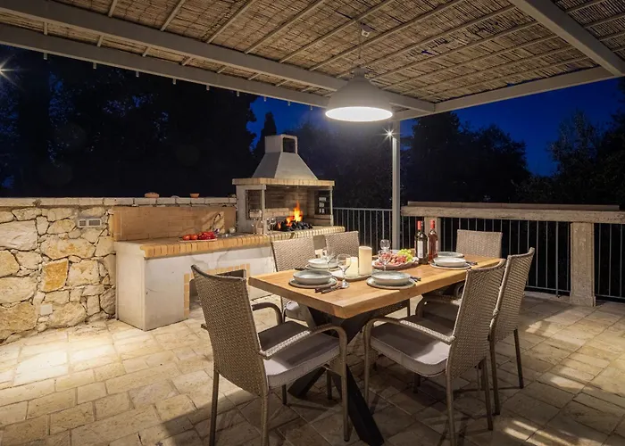 Mateo Stone Kato Korakiana