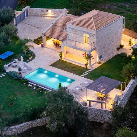 Mateo Stone Villa